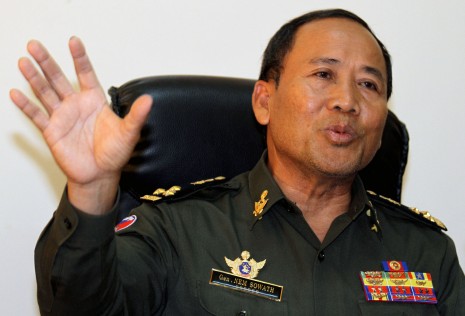 Lieutenant General Nem Sowath, director-general of the general department of policy and foreign affairs at the Defense Ministry, speaks to reporters Tuesday after the U.S. announced Cambodia had postponed U.S. military assistance to the country. (Siv Channa)