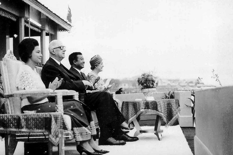 From left, Princess Norodom Monineath, French President Charles de Gaulle, Prince Norodom Sihanouk and Yvonne de Gaulle watch the races at the Water Festival in 1966. (National Archives of Cambodia)
