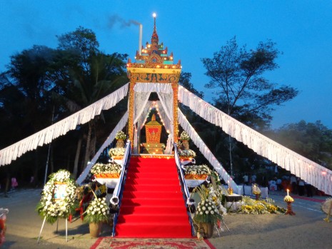 Ieng Sary Cremated in Elaborate Funeral Ceremony
