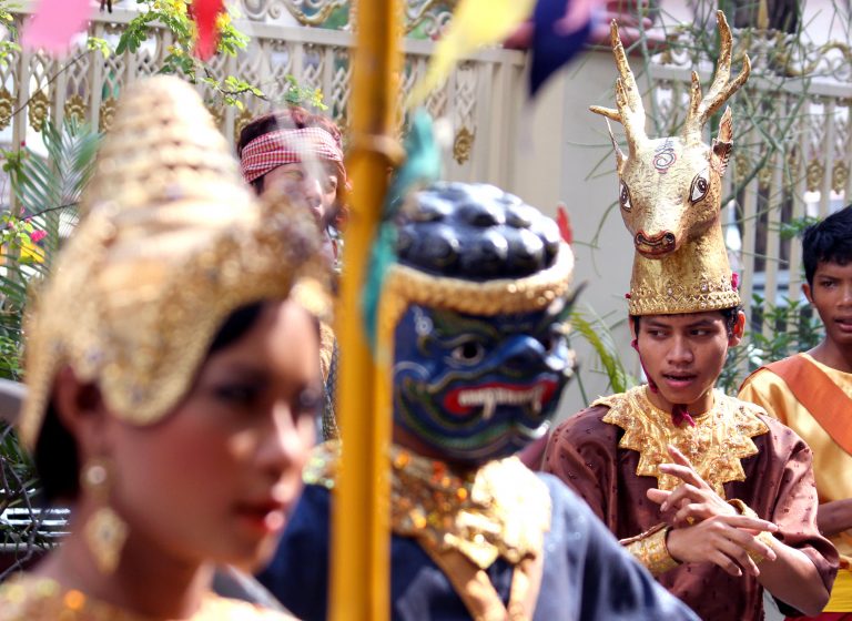 Khmer New Year Devada Set to Welcome Age of Consumerism