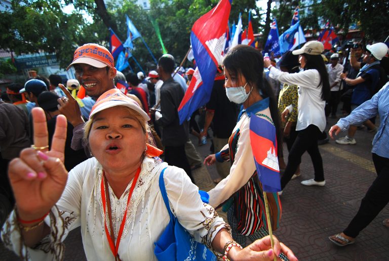 Thousands Join Opposition Rally in Phnom Penh
