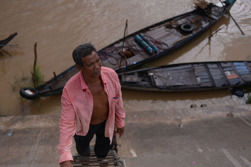 Sary Romal, a 64-year-old Cham Muslim fisherman, led the team that pulled three of the four bodies from a military helicopter that crashed in Phnom Penh on Monday. (Lauren Crothers/The Cambodia Daily)