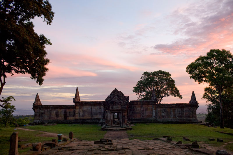 A section of the Preah Vihear monument at sunset (John Vink)