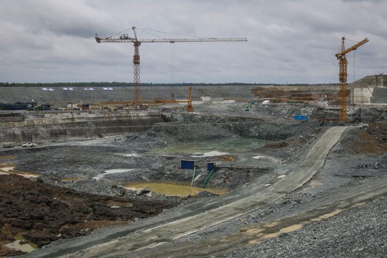 Gov’t Sweetens Deal for Sesan Dam Families