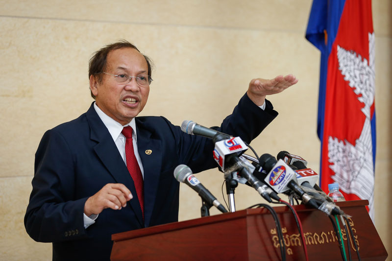 Government spokesman Phay Siphan speaks during a press conference at the Council of Ministers building in Phnom Penh on Wednesday. (Siv Channa/The Cambodia Daily)