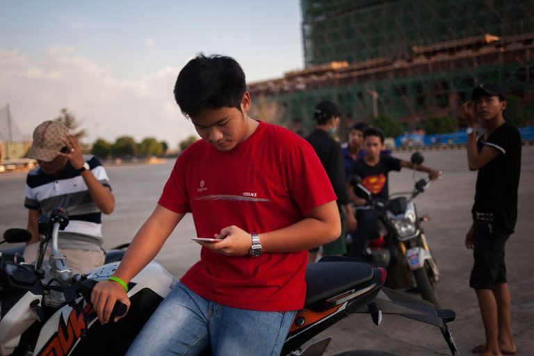Cambodians Like Their News From Facebook