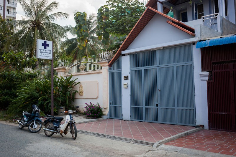 The North Korean medical clinic on Street 594 in Phnom Penh. (Jens Welding Ollgaard/The Cambodia Daily)