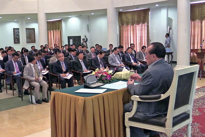 Foreign Affairs Minister Hor Namhong addresses ambassadors and consular officials during a meeting on Saturdåay at his ministry in Phnom Penh. (Ministry of Foreign Affairs and International Cooperation)   