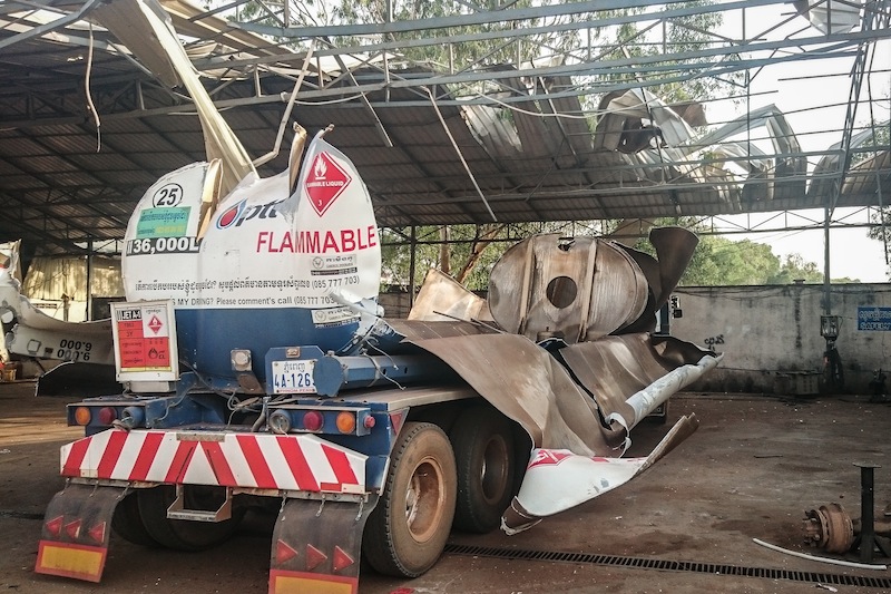 The remains of a PTT gas tanker that exploded while undergoing maintenance in Phnom Penh on Wednesday (Peter Ford/The Cambodia Daily) 