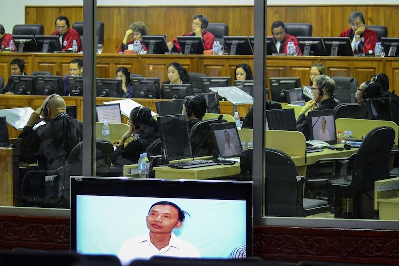 Witness Phan Van testifies via video link before the Khmer Rouge tribunal yesterday. (ECCC) 