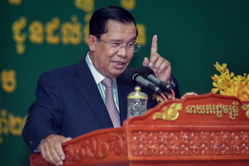 Prime Minister Hun Sen delivers a speech in May. (Khem Sovannara)