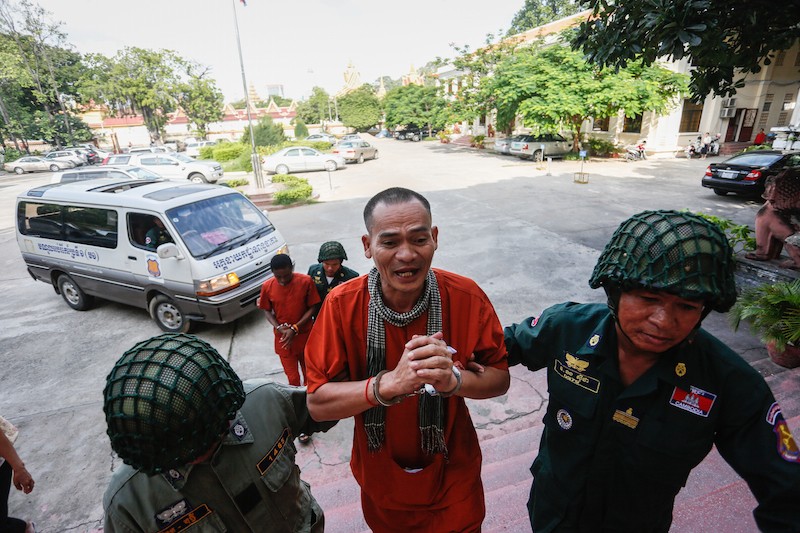 Opposition activist Ouk Pich Samnang arrives at the Appeal Court in Phnom Penh yesterday. (Siv Channa/The Cambodia Daily) 