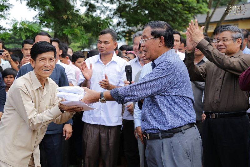 Prime Minister Hun Sen meets with local residents during a visit to Banteay Meanchey province on Thursday, in photographs posted to his Facebook page.