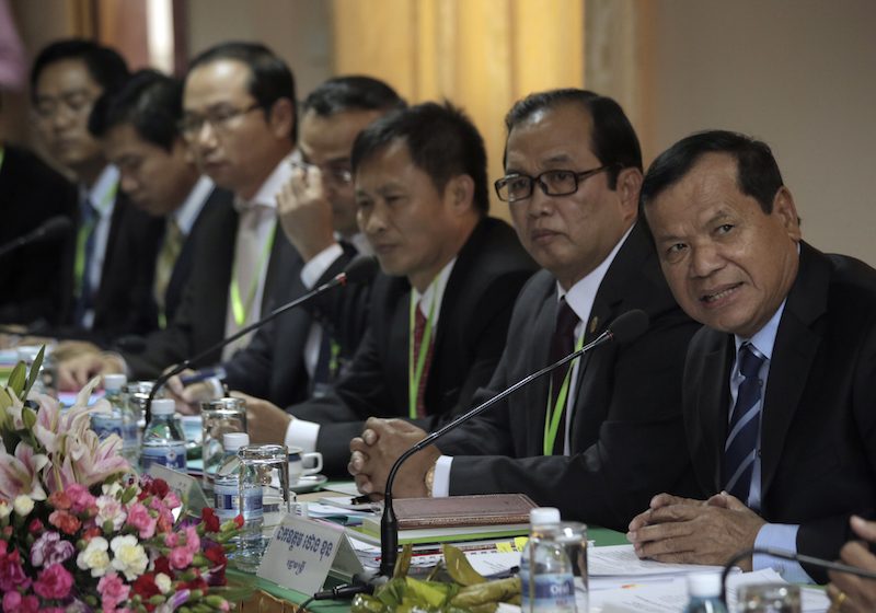 Tourism Minister Thong Khon answers questions during a meeting at the National Assembly in November 2014. (Siv Channa/The Cambodia Daily)