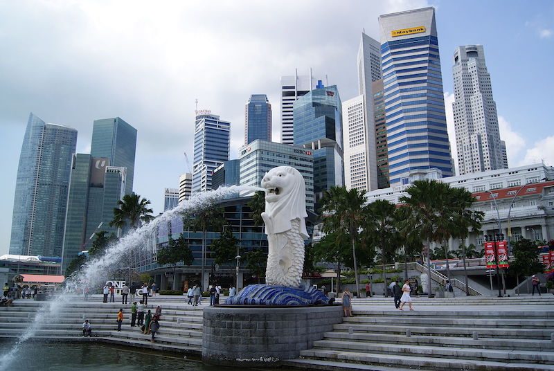 Merlion and the Singapore Skyline