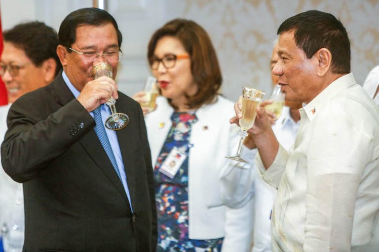 Duterte Inks Deals, Wins Hearts in Capital