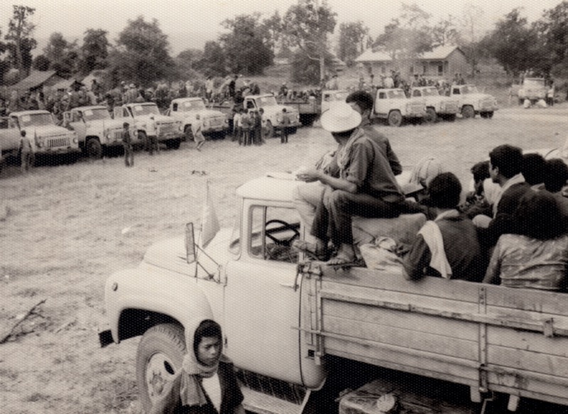 People on K5 projects on a break in Preah Vihear province in 1984. Documentation Center of Cambodia Archives