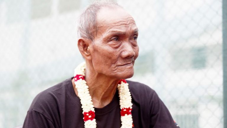 Cambodia’s ‘Mr Tennis’ Yi Sarun feted at Olympic Stadium
