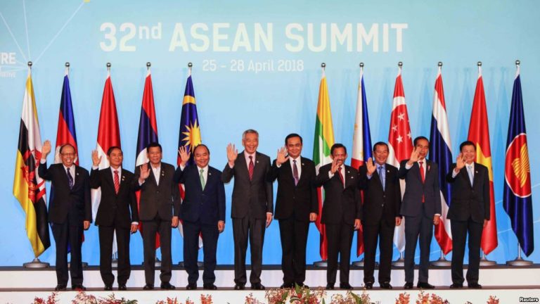 ASEAN Turns to China, India and Free Trade