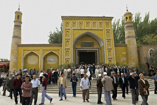 Chinese Authorities Continue to Destroy Mosques in Xinjiang