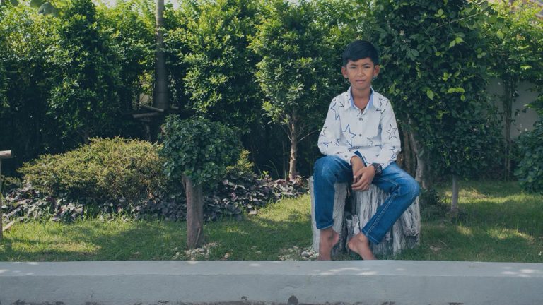 Poverty and debt: the true story of the multilingual Cambodian boy