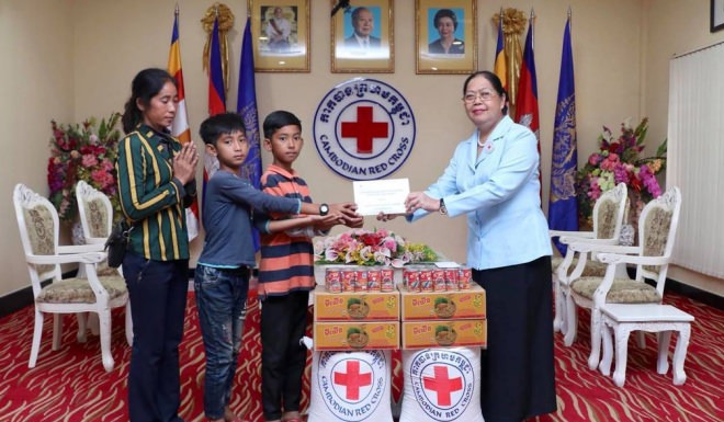 Free trip to China for polygot Cambodian boy