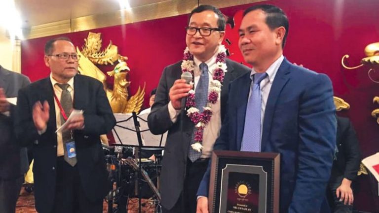 Sam Rainsy named ‘acting president’ in ‘Kem Sokha absence’