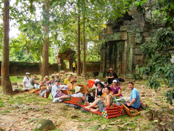 Cambodia bans naked photos at Angkor World Heritage Site 