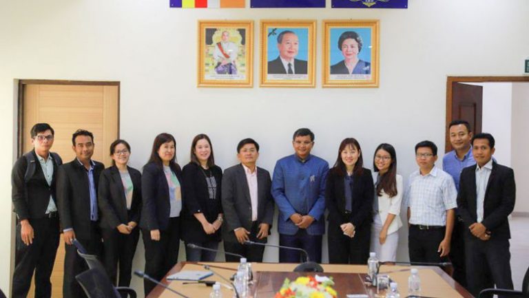 Minister of Education meets with Microsoft