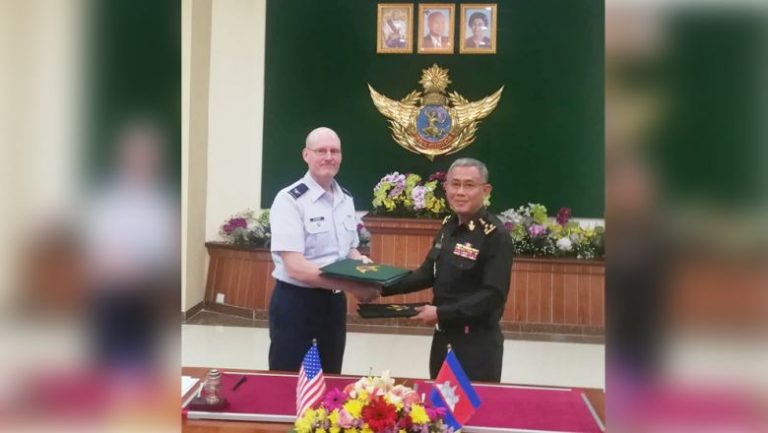 Cambodia strengthens military ties with the US
