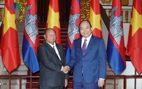 Cambodia asked to facilitate Vietnamese businesses’ operations