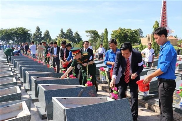 Long An lays to rest martyrs from Cambodia