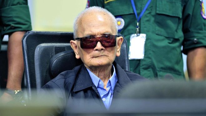 Nuon Chea: Cambodian former Khmer Rouge deputy leader dies