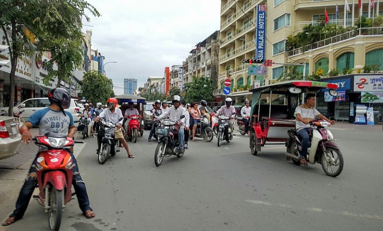Road crashes kill 1,665 people in Cambodia in 10 months, up 10 pct