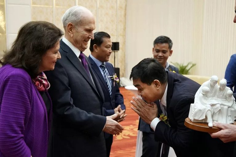 Cambodian church members greet President Nelson and learn of new temple site