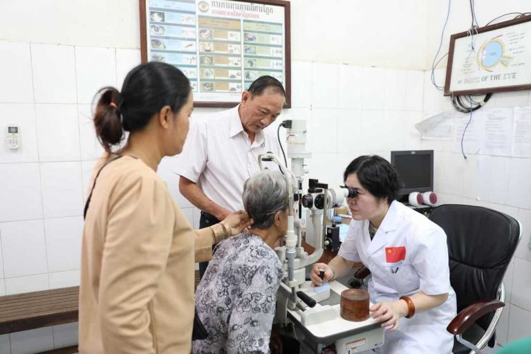 Spotlight: China-aided project transforms lives of over 6,000 cataract patients in Cambodia