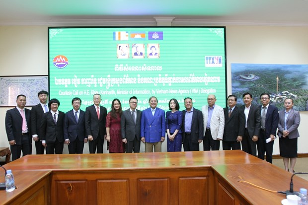 Vietnamese, Cambodian news agencies look to boost ties