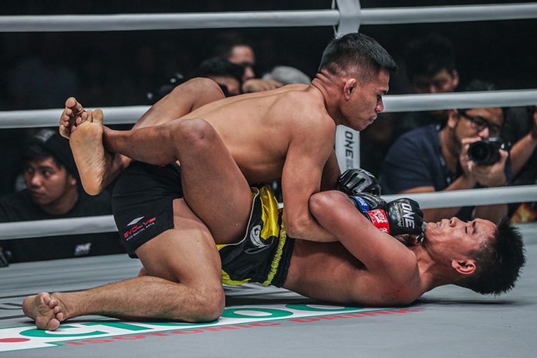 Evolve MMA’s Eko Roni Saputra earns 2nd ONE Championship win, submits Cambodia’s Khon Sichan at ‘ONE: Warrior’s Code’ in Indonesia
