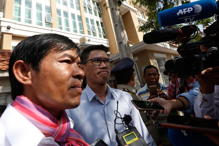 Hun Sen’s lawyers will defend journalists in court
