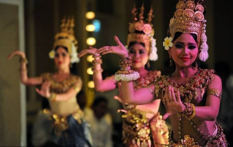 Cambodia marks Culture Day with traditional arts performance