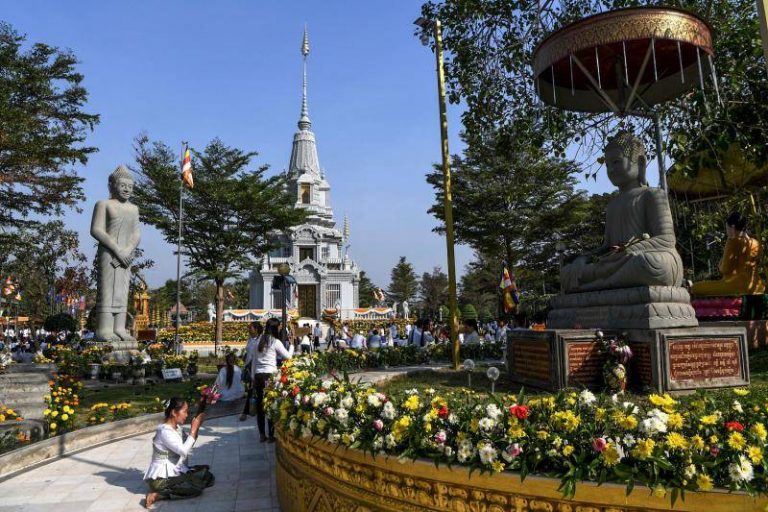 Cambodia responds to coronavirus outbreak with temple ticket deals
