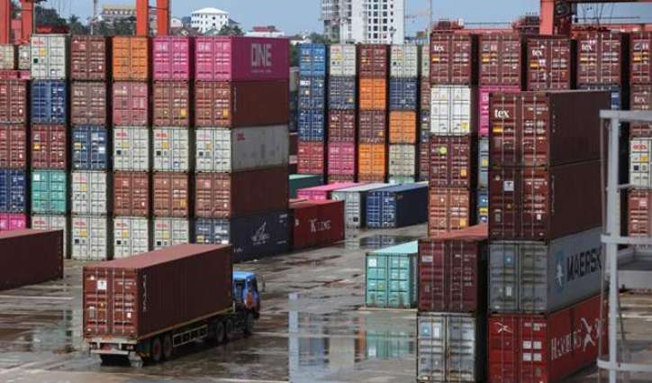Over 1,000 Containers With Garment Raw Materials Arrive In Cambodia From China