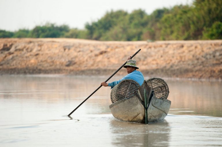 The fate of Tonle Sap Lake ﻿is decided upriver