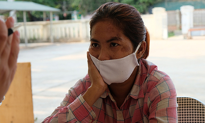 Cambodian woman flees China captivity, wanders lost in Vietnam