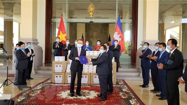 Cambodia grateful for Vietnamese NA’s support in fighting COVID-19