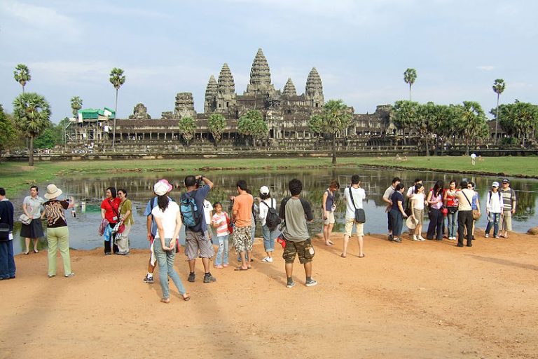 Cambodian immigration request all foreigners to register their residency before 1 July 2020
