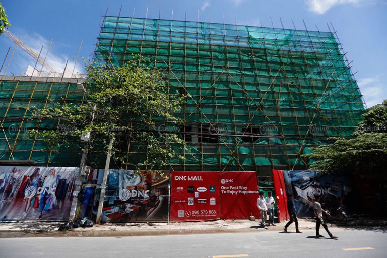 Workers go unpaid as construction sector slows