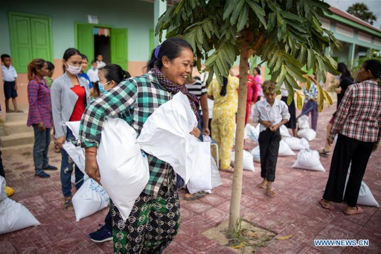 WFP distributes food to poor households in Cambodia amid COVID-19