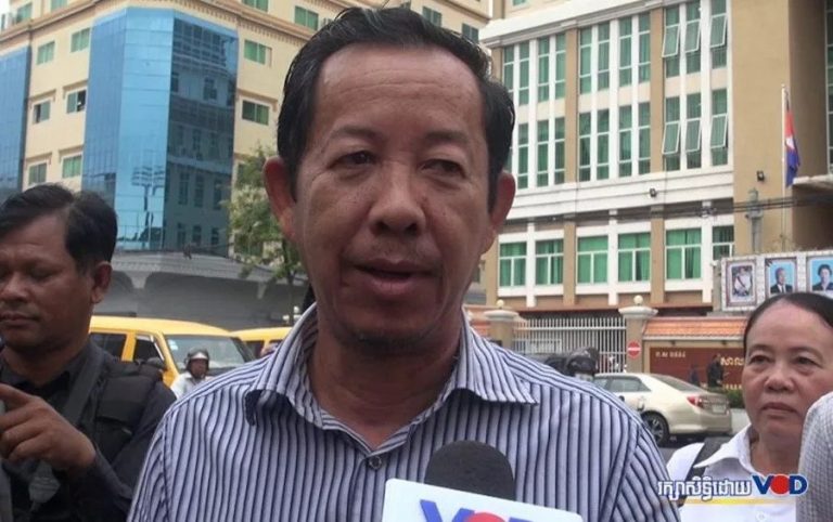 Opposition Parties, Advocates Decry Jailing of Labor Leader Rong Chhun
