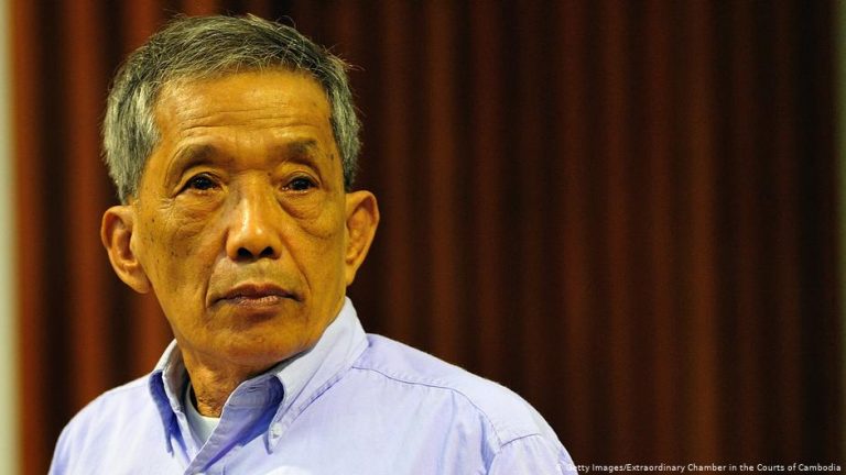 Cambodia genocide: Khmer Rouge torture prison commander Comrade Duch dies